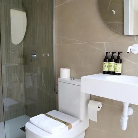 Uri Bbi00060 Self Check In Gæstehus