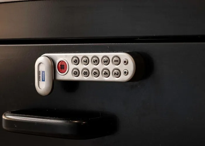 Uri Bbi00060 Self Check In Pensjonat