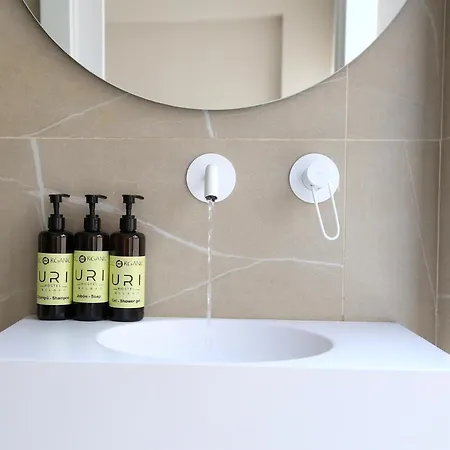 Uri Bbi00060 Self Check In * Μπιλμπάο