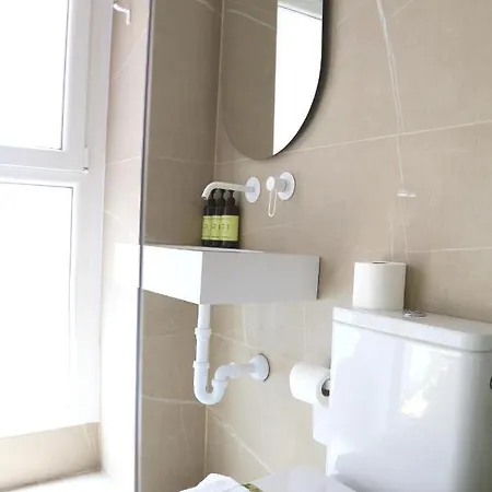 Πανσιόν Uri Bbi00060 Self Check In *